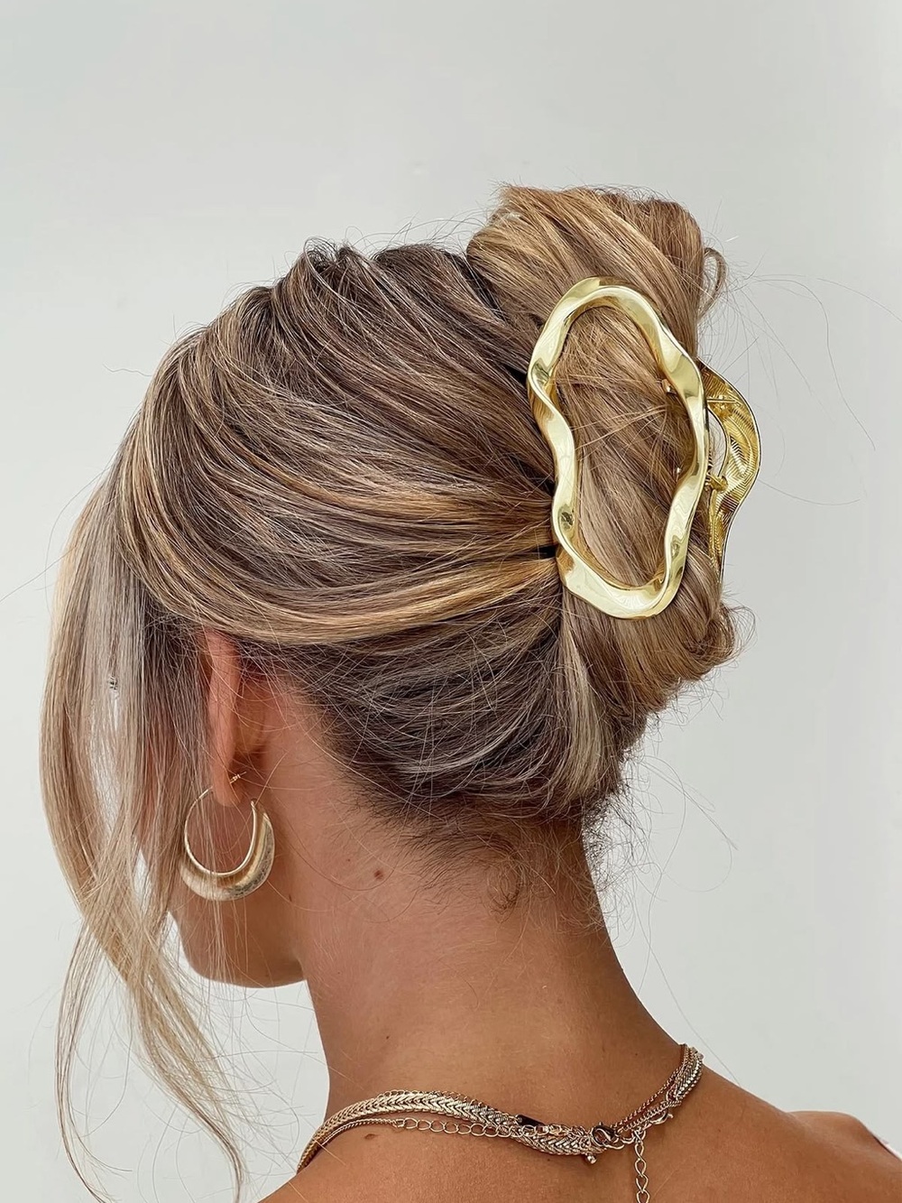 Princess Polly Gold Wave Claw Clip